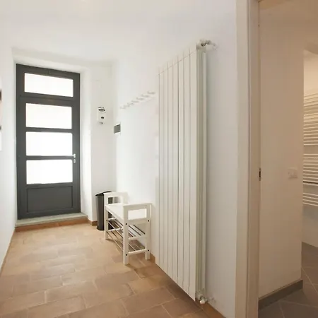 Holiday home Casa Vecchia Suna Verbania