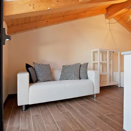 Casa Vecchia Suna Holiday home